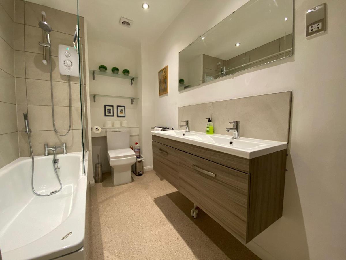 Grosvenor Pad - Lovely 2-Bed Flat - Free On Street Parking Бат Экстерьер фото