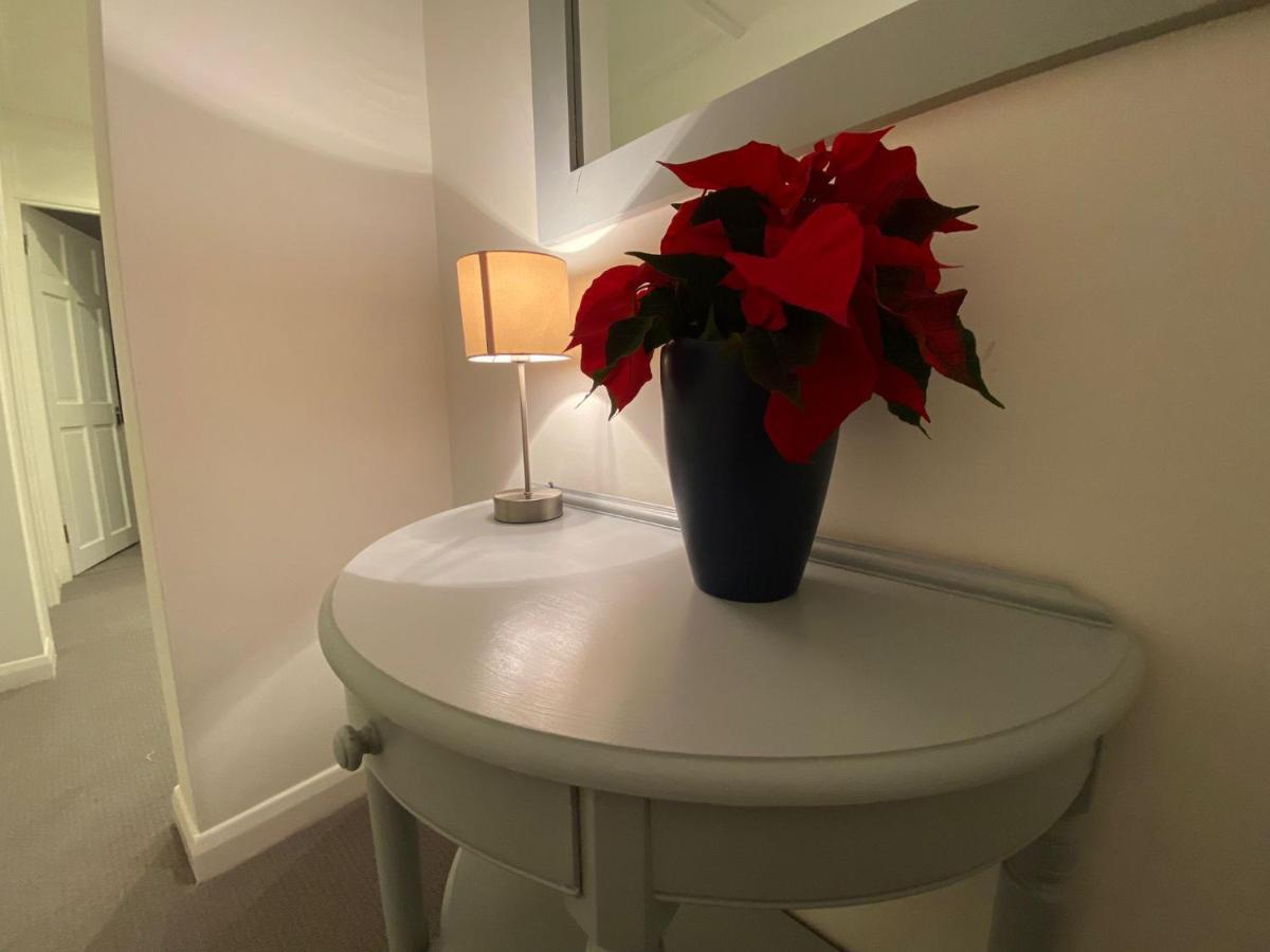 Grosvenor Pad - Lovely 2-Bed Flat - Free On Street Parking Бат Экстерьер фото