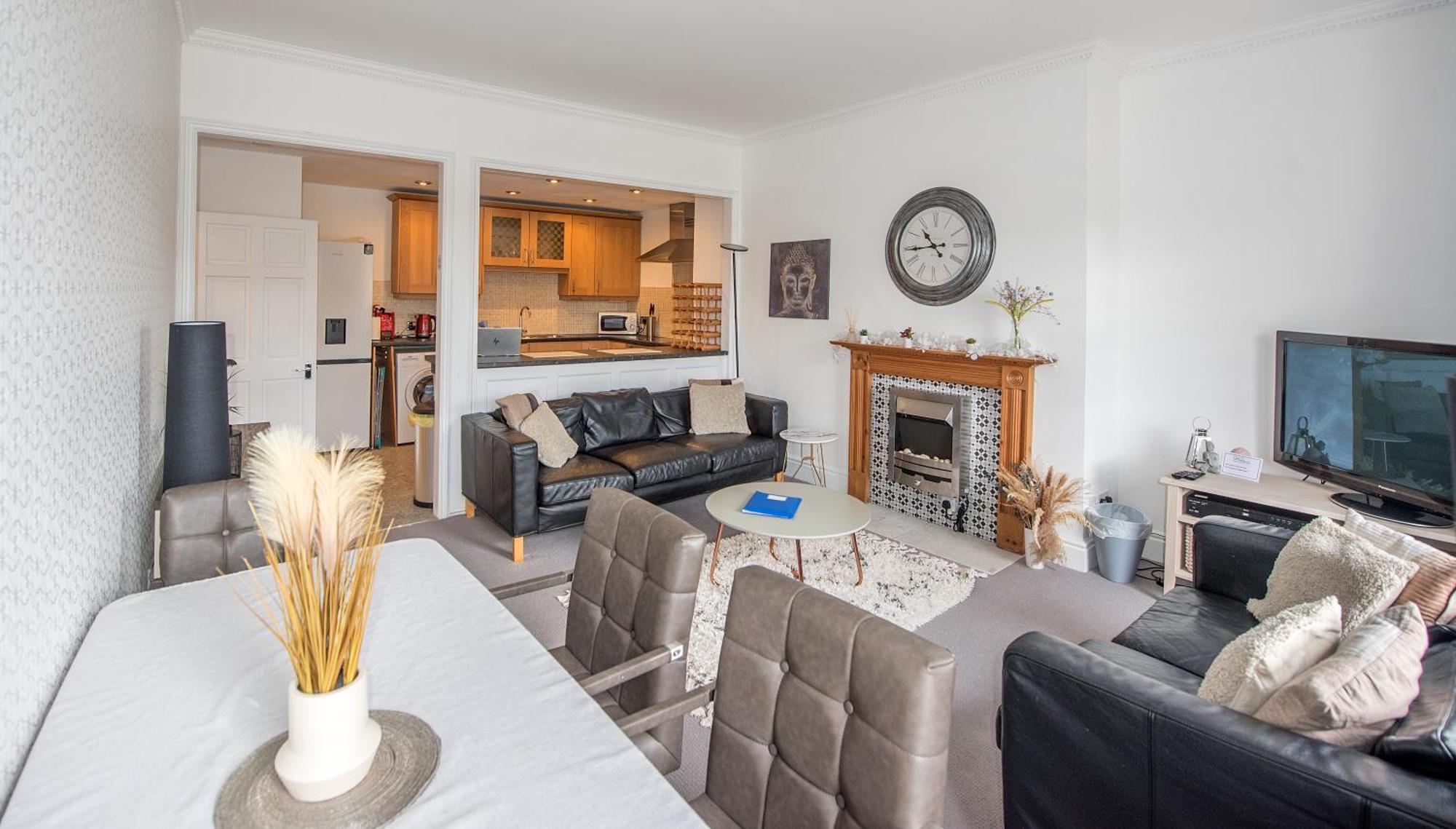 Grosvenor Pad - Lovely 2-Bed Flat - Free On Street Parking Бат Экстерьер фото