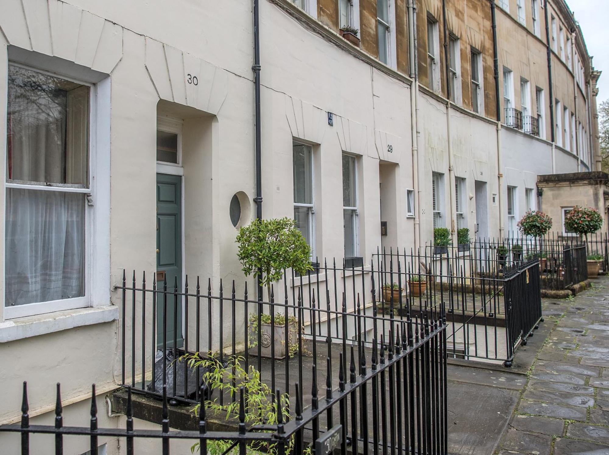 Grosvenor Pad - Lovely 2-Bed Flat - Free On Street Parking Бат Экстерьер фото